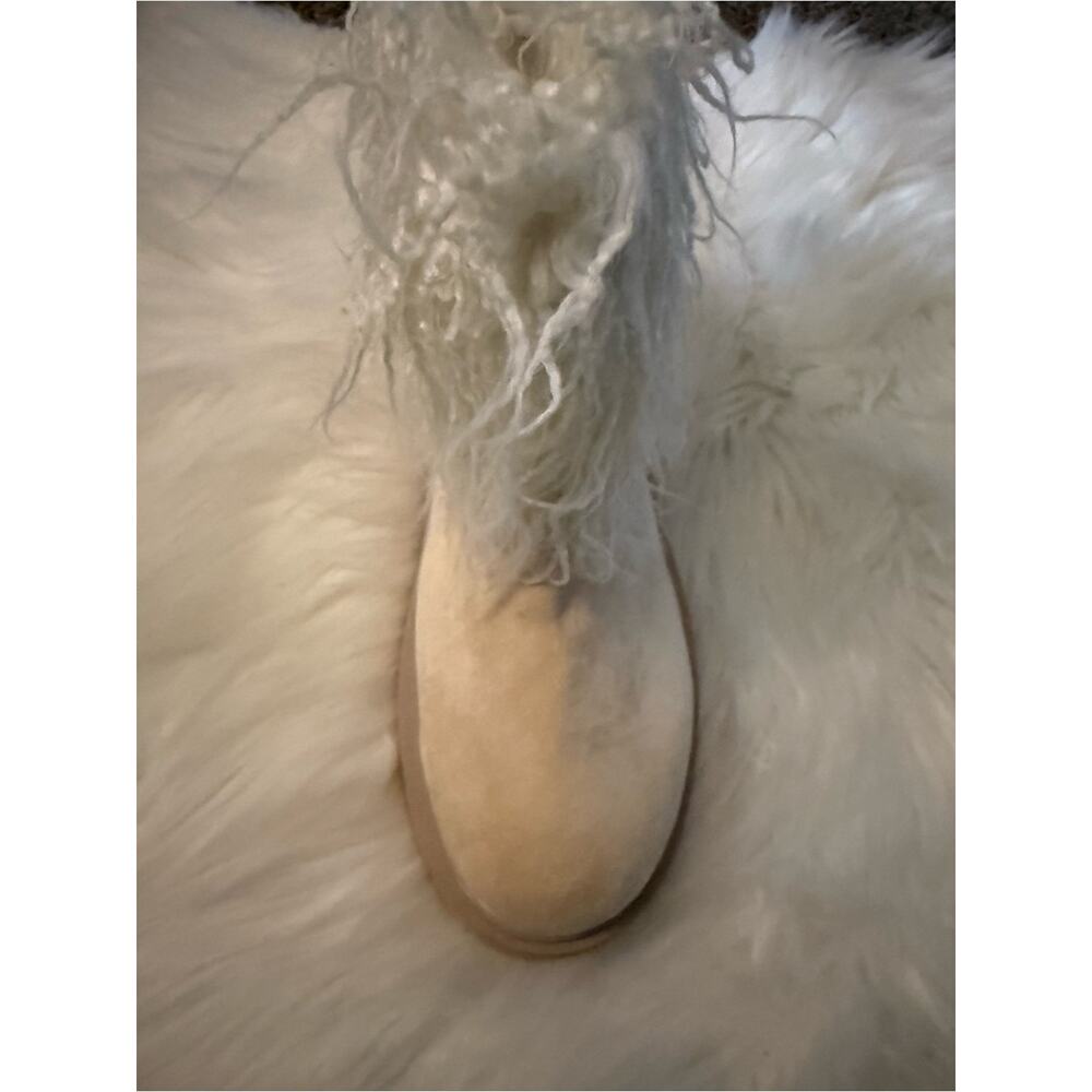 PrettyLittleThing Faux Suede Shaggy Faux Fur Platform Ankle Boots NWT - Picture 4 of 6